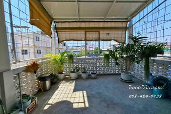 ตึก อาคารพาณิชย์ รีโนเวทใหม่ ซอยประชาสงเคราะห์ 23 บ้านสวย ขายไม่แพง ใกล้ ม.หอการค้าไทย ใกล้ศาลาว่าการกรุงเทพ2 ดินแดง กทม.